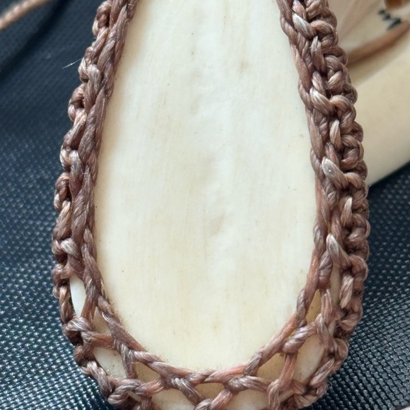 Tears of an Elephant Antique beautiful braided Ivory Pendant NOT FOR SALE - Picture 4 of 6